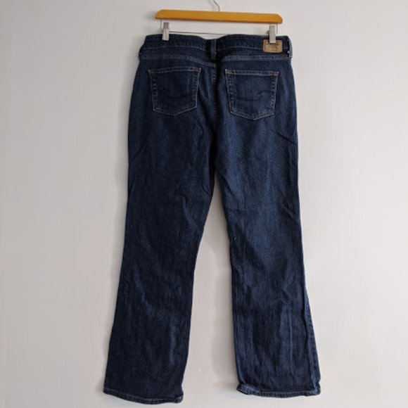 Levi's Signature Low Rise Bootcut Jeans Sz 8 Short - Picture 4 of 9